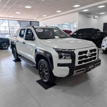 MITSUBISHI TRITON 2.4 BITURBO DIESEL CD KATANA 4X4 AUTOMÁTICO